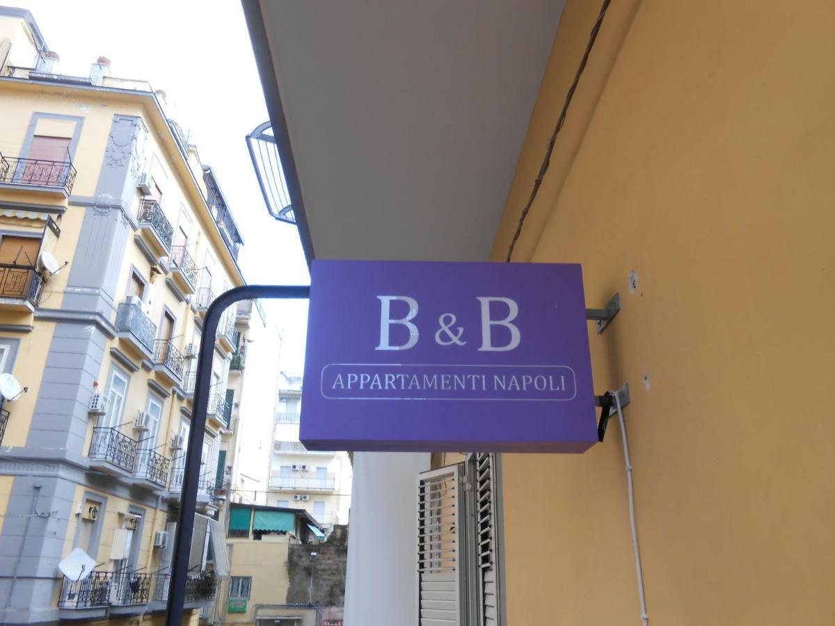 B&B Appartamenti Napoli 2* Napels